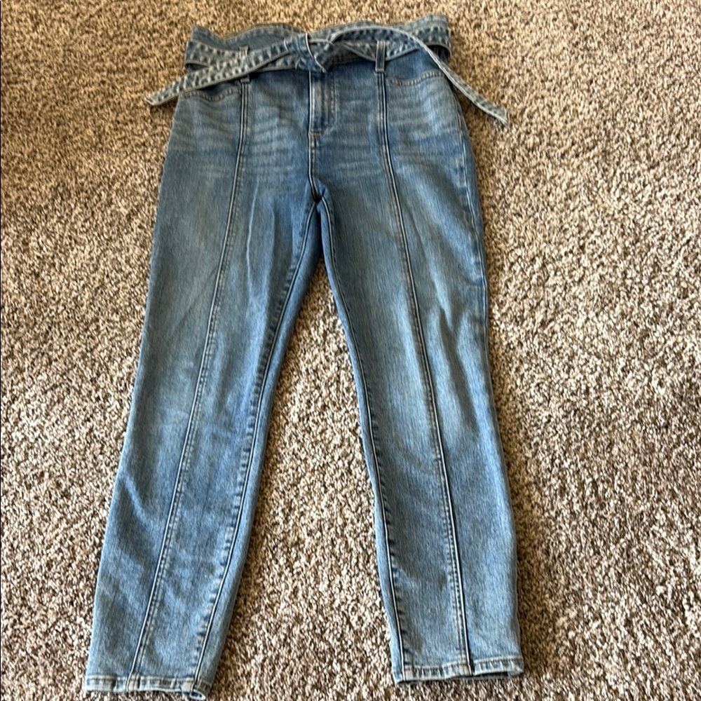 Alice + Olivia Light Blue Ankle Jeans - Picture 2 of 11